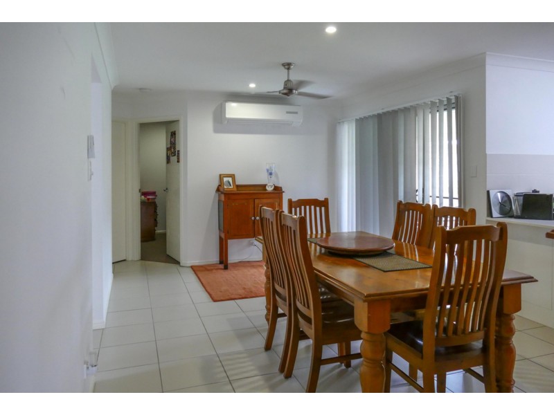 8 Joanne Court, Gleneagle QLD 4285