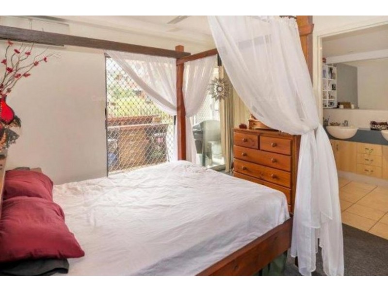5/18 Parker Street, Labrador QLD 4215