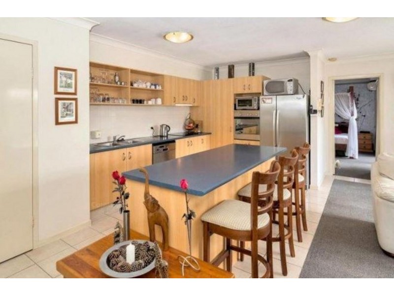 5/18 Parker Street, Labrador QLD 4215