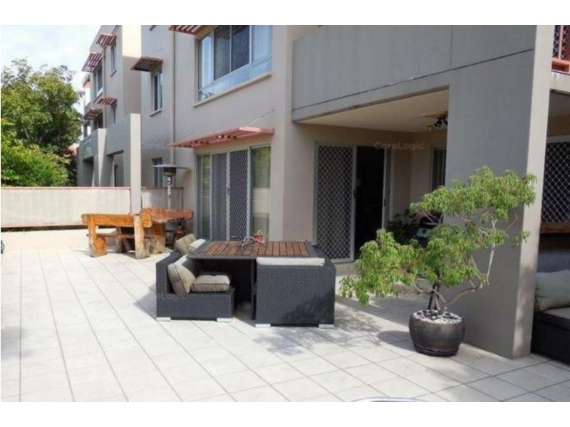 5/18 Parker Street, Labrador QLD 4215