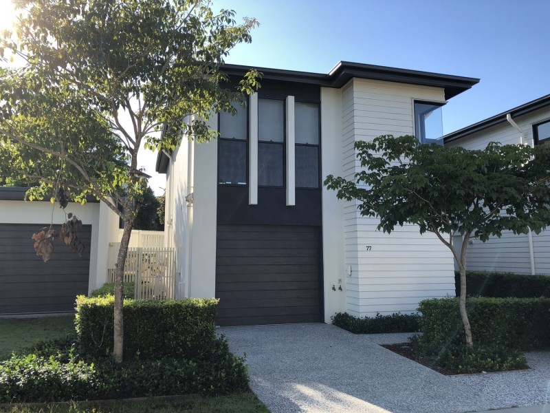 77/1 Norris Street, Pacific Pines QLD 4211