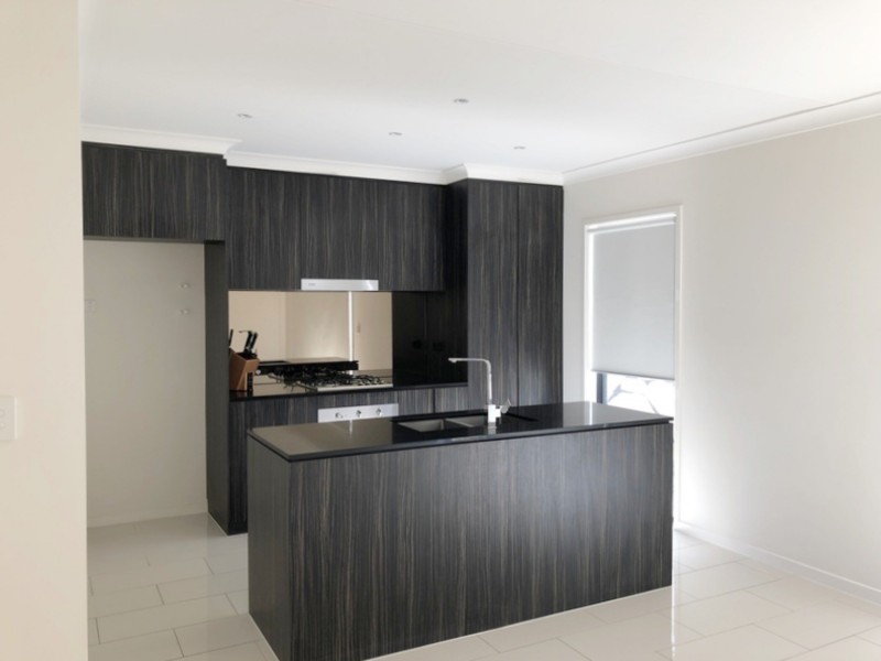 77/1 Norris Street, Pacific Pines QLD 4211