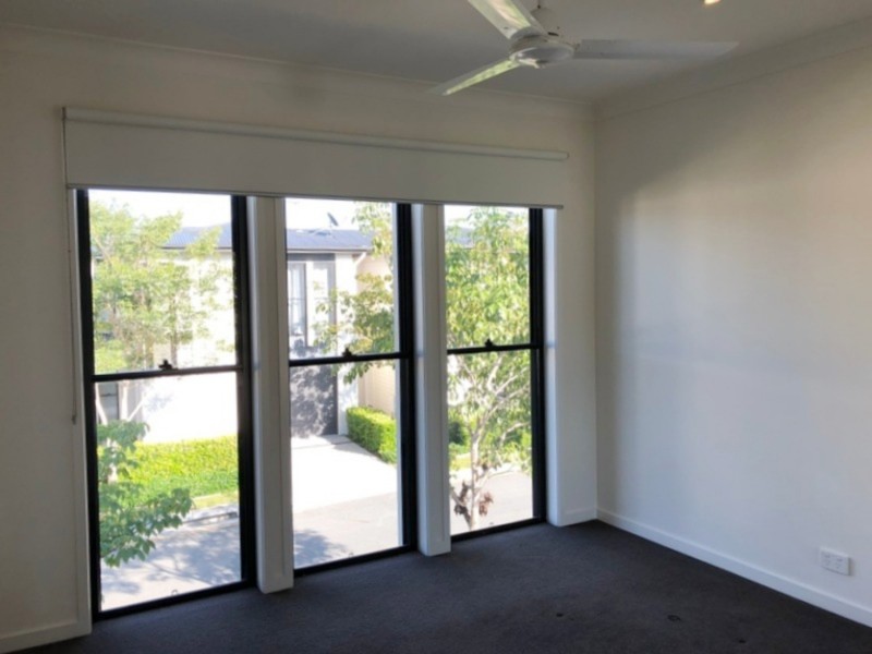 77/1 Norris Street, Pacific Pines QLD 4211