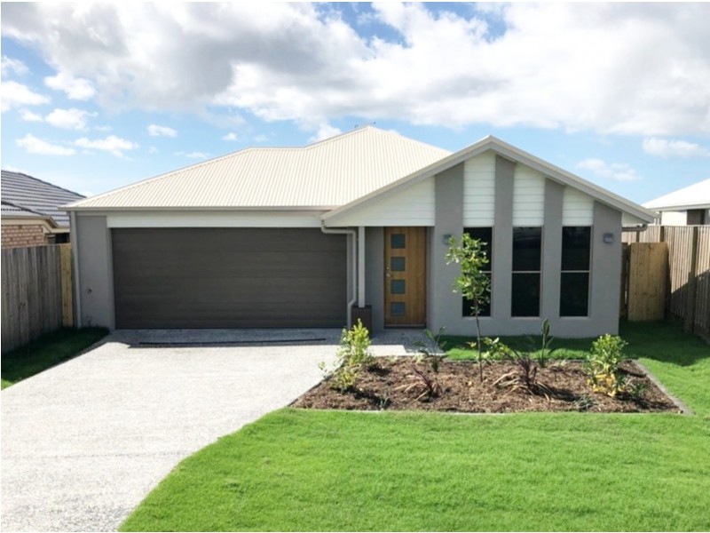 30 Woodrose Circuit, Pimpama QLD 4209