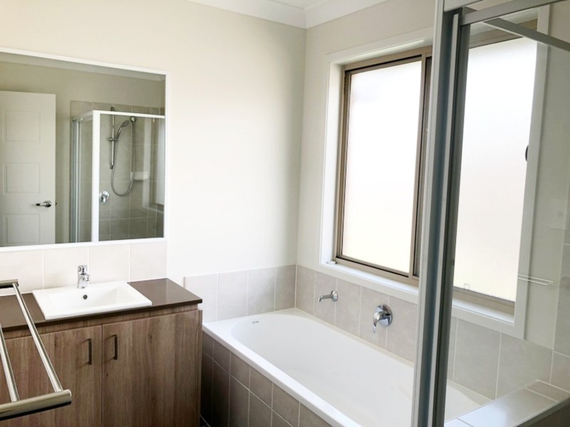 30 Woodrose Circuit, Pimpama QLD 4209