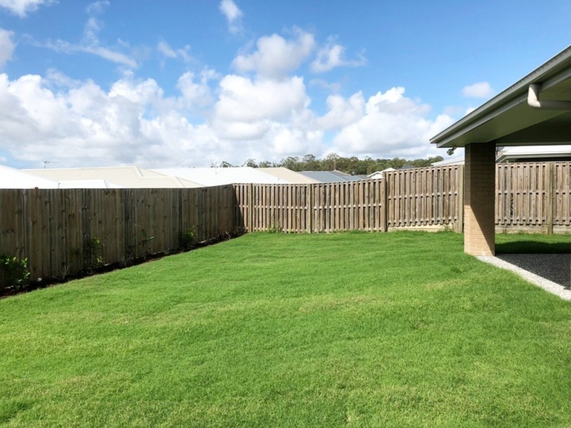30 Woodrose Circuit, Pimpama QLD 4209