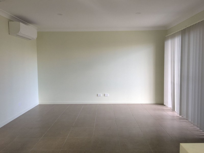 24 Hillsborough Place, Pimpama QLD 4209