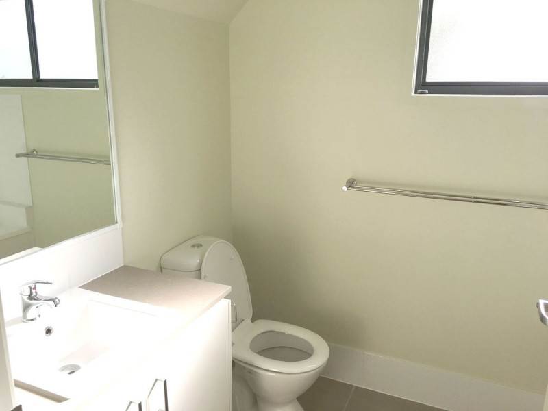 24 Hillsborough Place, Pimpama QLD 4209