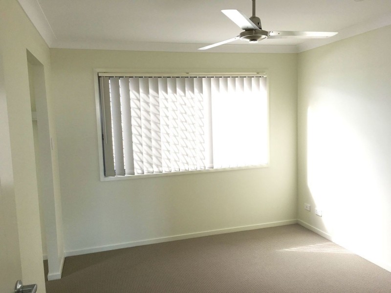 24 Hillsborough Place, Pimpama QLD 4209