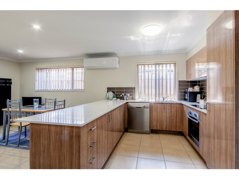 21 Geoffrey Miller Avenue, Pimpama QLD 4209