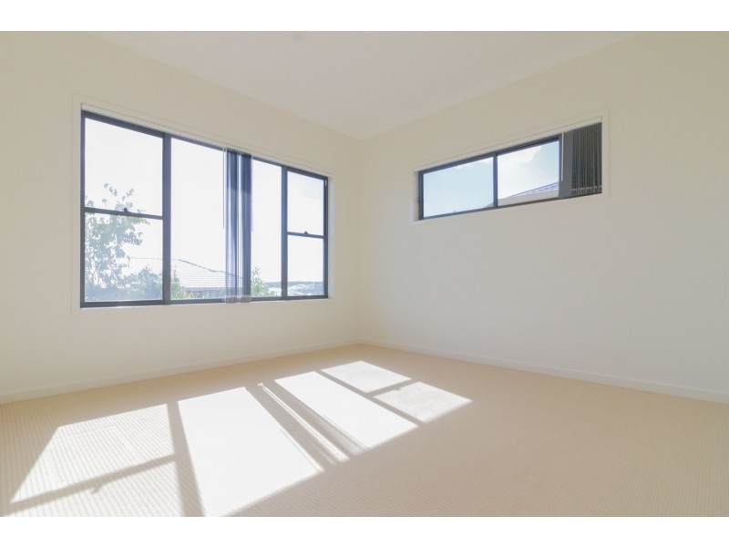 75 Woodrose Circuit, Pimpama QLD 4209