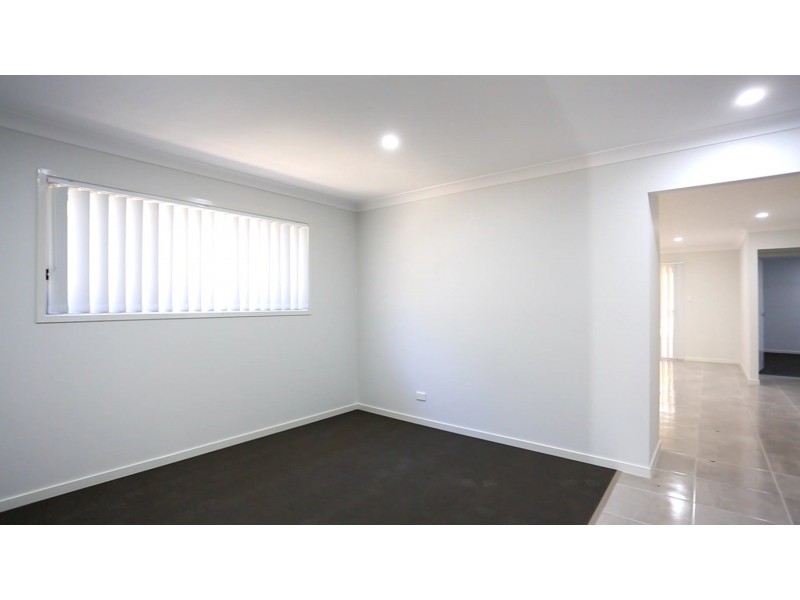 14 Leabrook Place, Pimpama QLD 4209