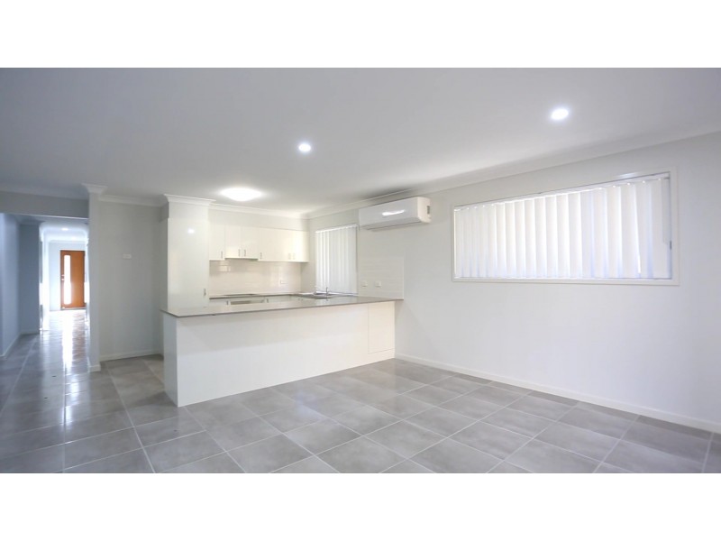 14 Leabrook Place, Pimpama QLD 4209
