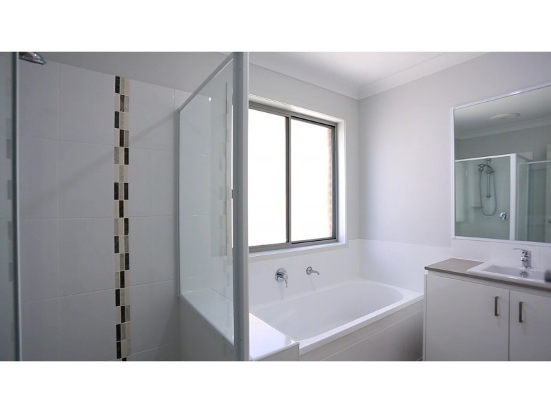 14 Leabrook Place, Pimpama QLD 4209