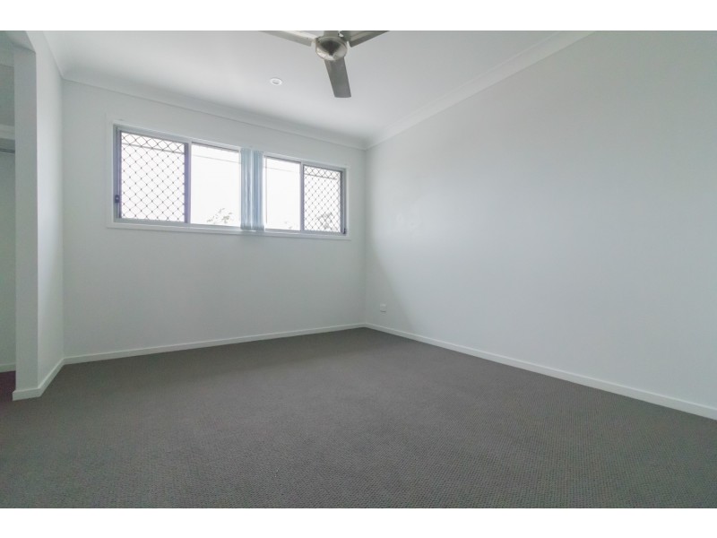 5 Hillsborough Place, Pimpama QLD 4209