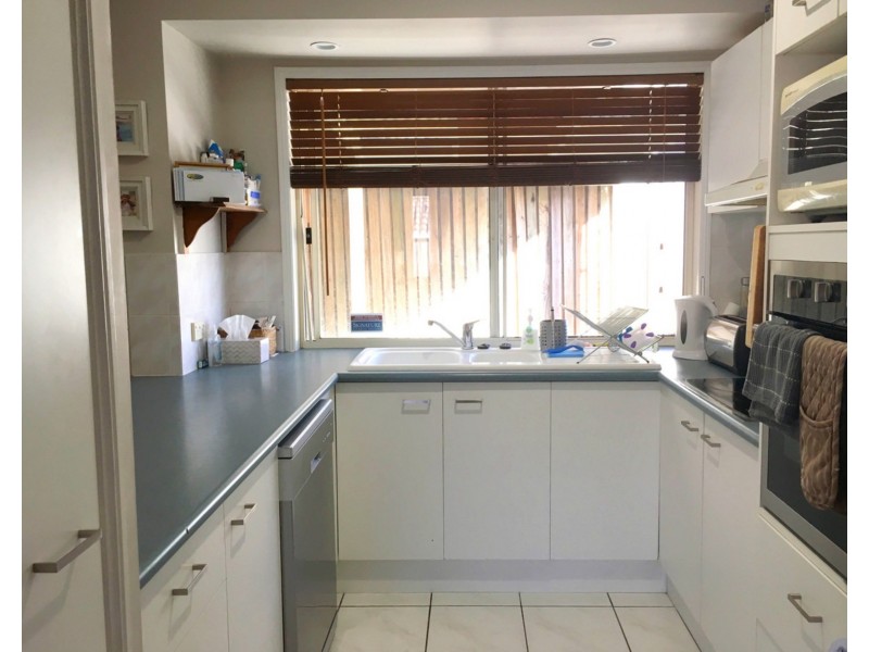 13 Fairweather Drive, Parkwood QLD 4214