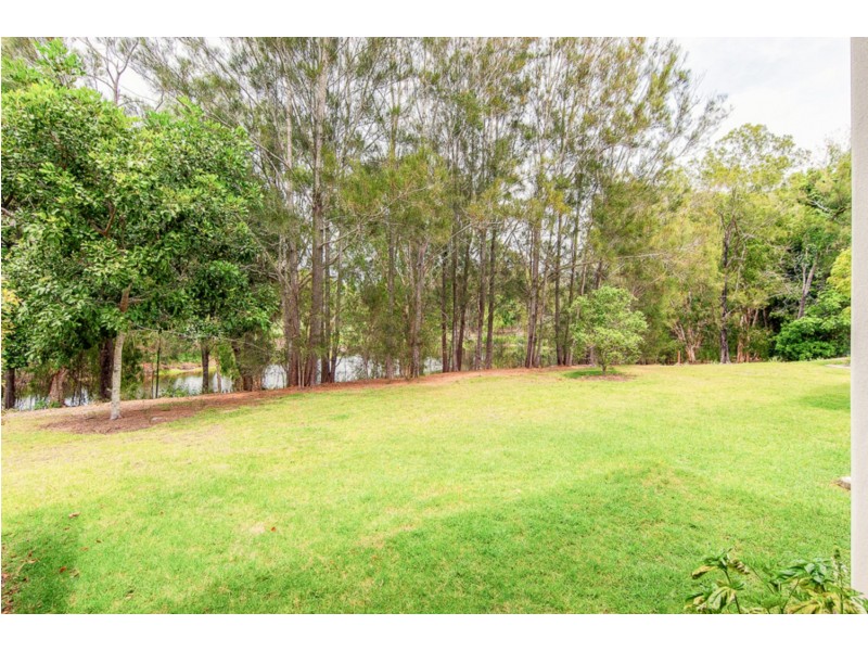 8866 Magnolia Drive East, Hope Island QLD 4212