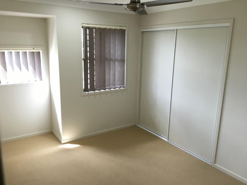 32 Fountain Street, Pimpama QLD 4209