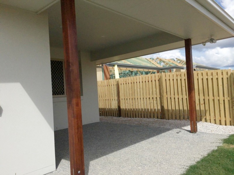 32 Fountain Street, Pimpama QLD 4209