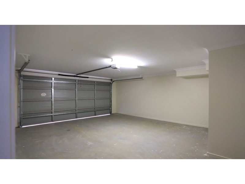 33 Imelda Way, Pimpama QLD 4209
