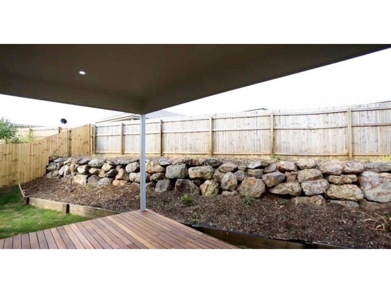 33 Imelda Way, Pimpama QLD 4209