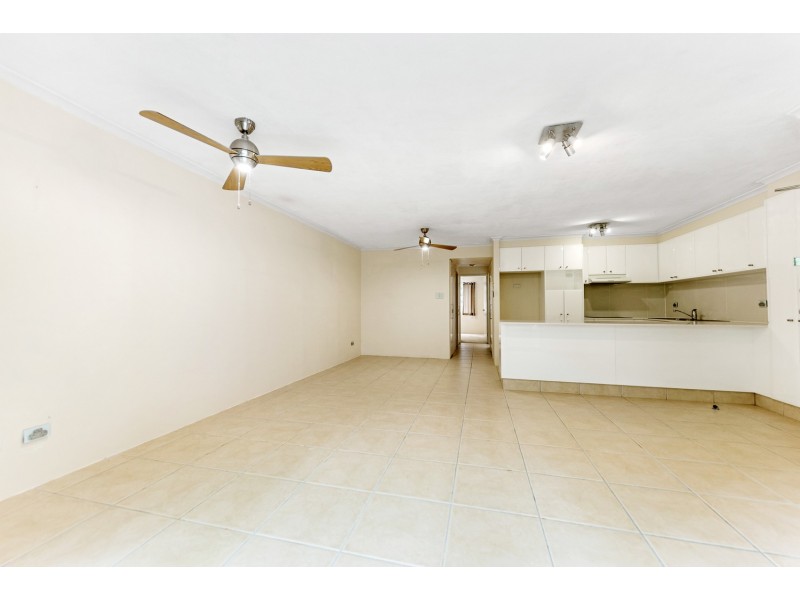 11/11 Breaker Street, Main Beach QLD 4217