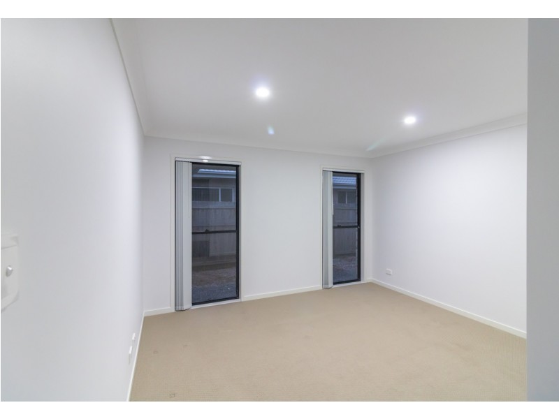 52 Banrock Street, Pimpama QLD 4209