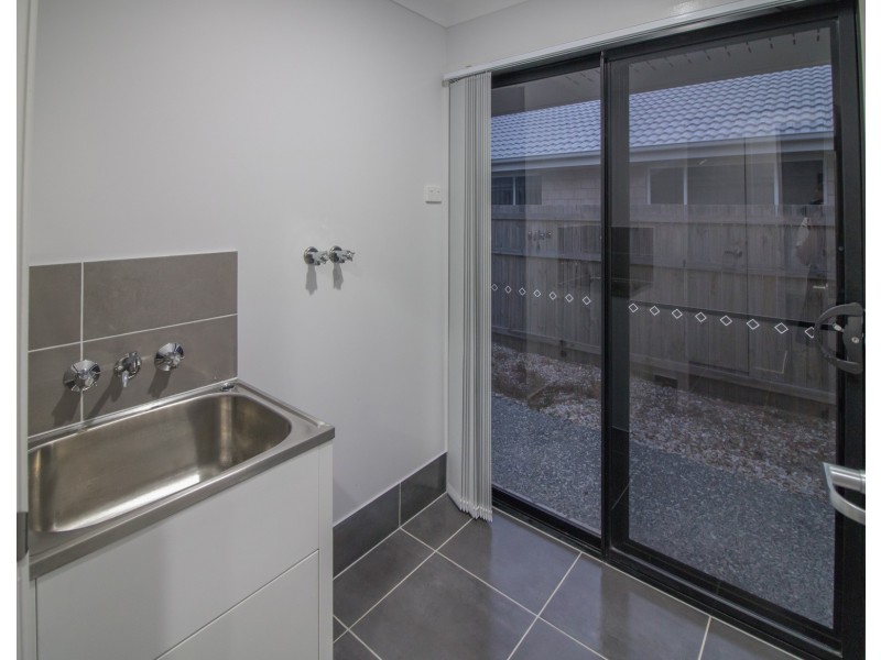 52 Banrock Street, Pimpama QLD 4209