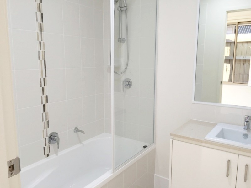 30 Milbrook Street, Pimpama QLD 4209