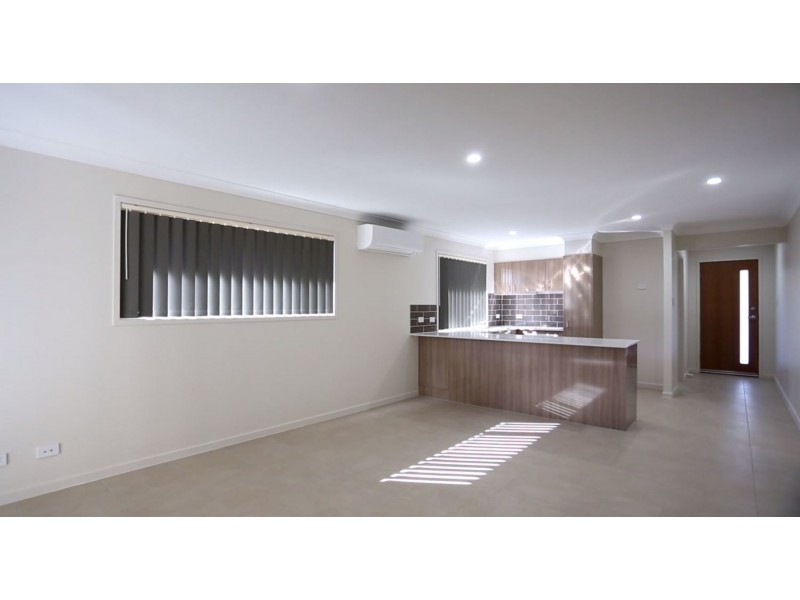 41 Woodrose Circuit, Pimpama QLD 4209