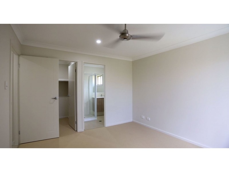 41 Woodrose Circuit, Pimpama QLD 4209