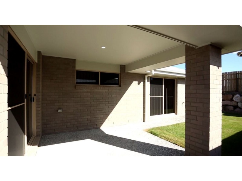 41 Woodrose Circuit, Pimpama QLD 4209