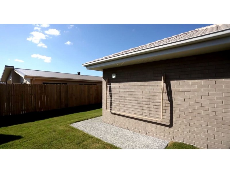 41 Woodrose Circuit, Pimpama QLD 4209