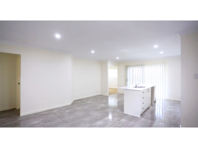 26 Woodrose Circuit, Pimpama QLD 4209