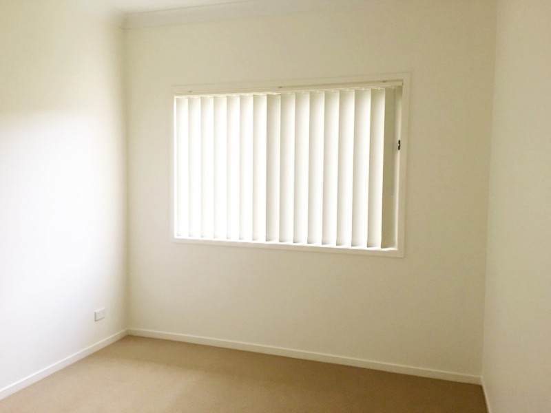 13 Geoffrey Miller Avenue, Pimpama QLD 4209