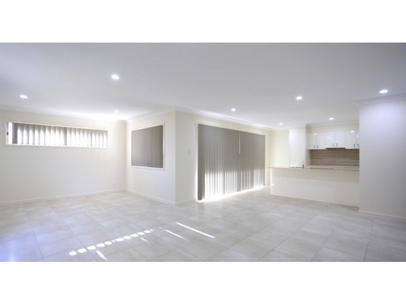 18 Mercer Street, Pimpama QLD 4209