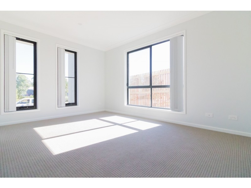 31 Melville Drive, Pimpama QLD 4209