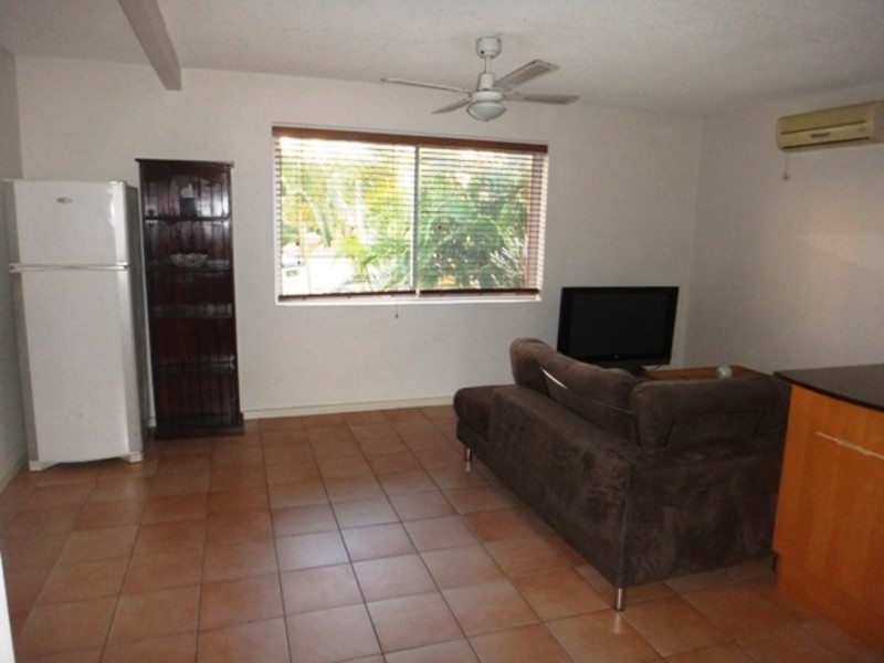 1/22 Leonard Avenue, Surfers Paradise QLD 4217