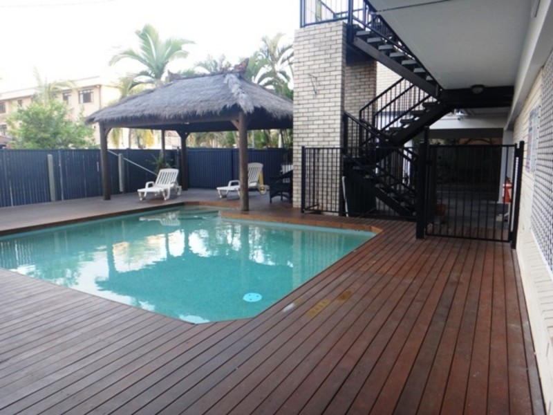 1/22 Leonard Avenue, Surfers Paradise QLD 4217
