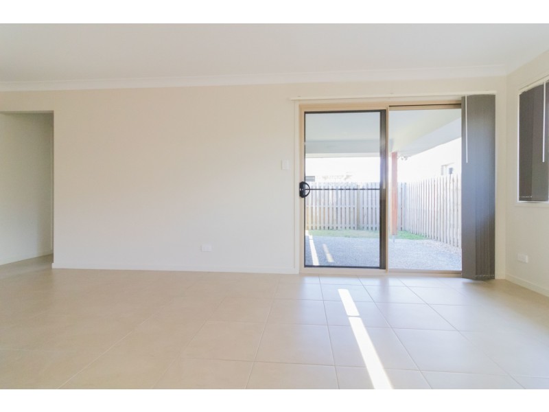 94 Fountain Street, Pimpama QLD 4209