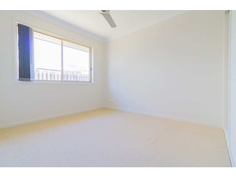 94 Fountain Street, Pimpama QLD 4209