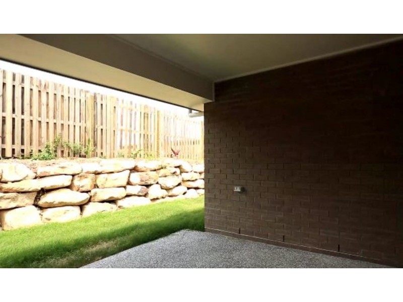 70 Fountain Street, Pimpama QLD 4209