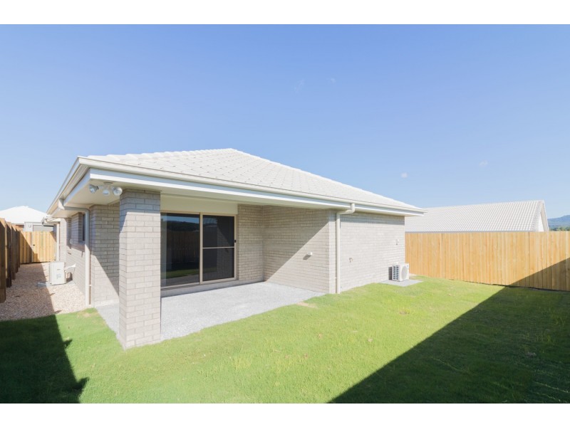 69 Fountain Street, Pimpama QLD 4209