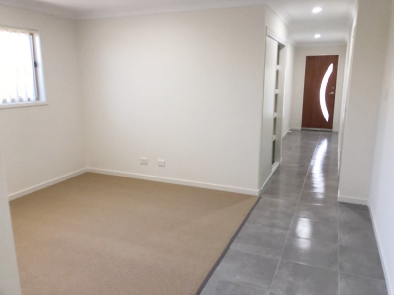 69 Fountain Street, Pimpama QLD 4209
