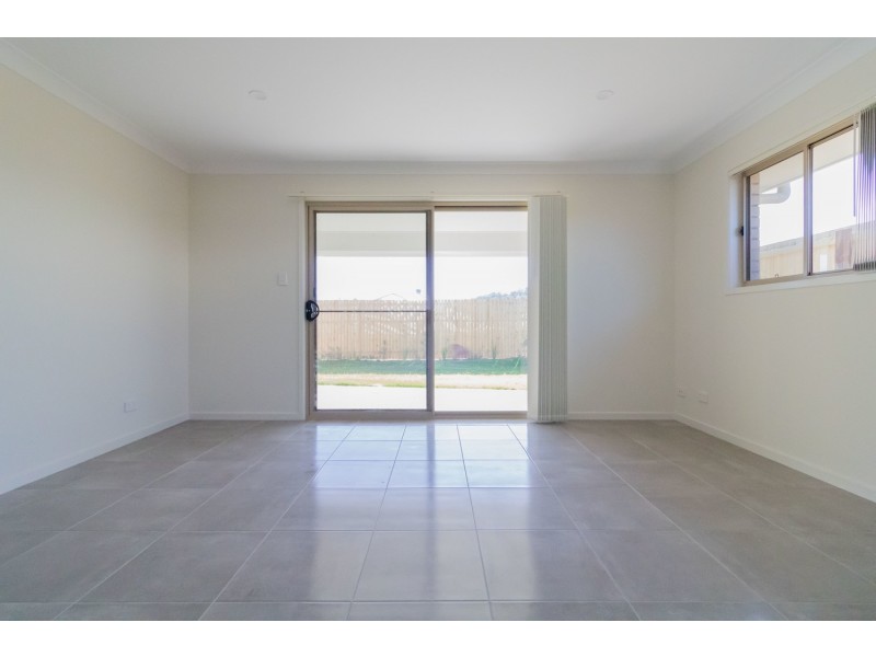 69 Fountain Street, Pimpama QLD 4209