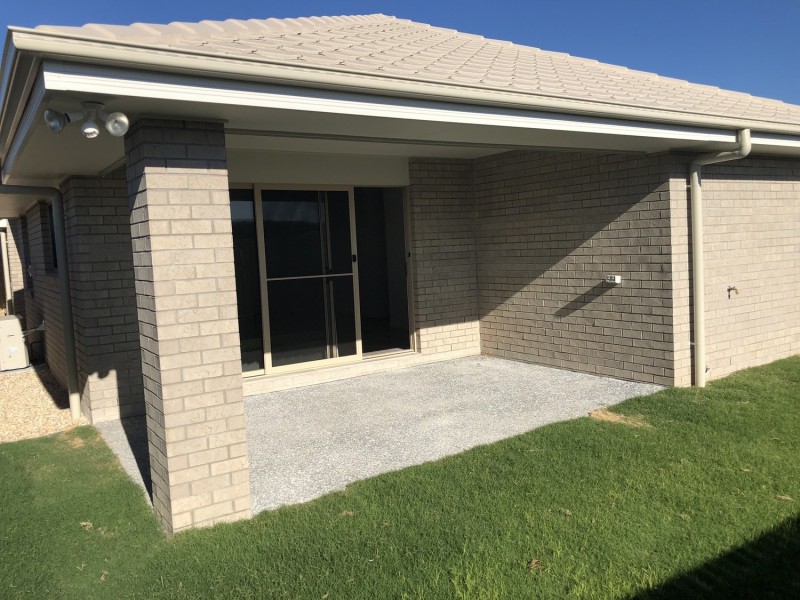 69 Fountain Street, Pimpama QLD 4209