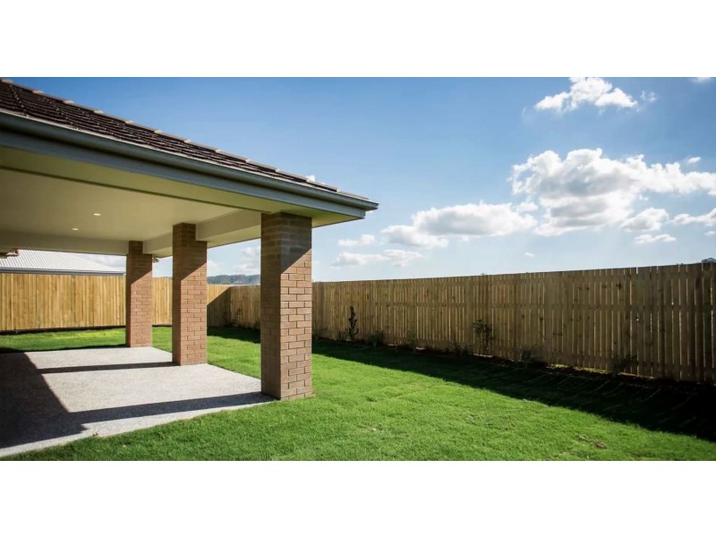 61 Fountain Street, Pimpama QLD 4209