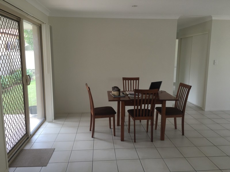 29  Respall Way, Arundel QLD 4214