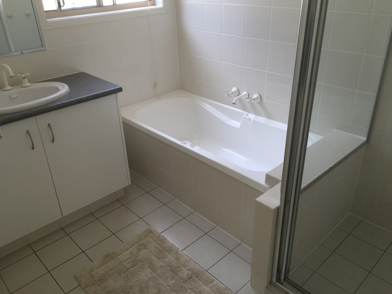 29  Respall Way, Arundel QLD 4214