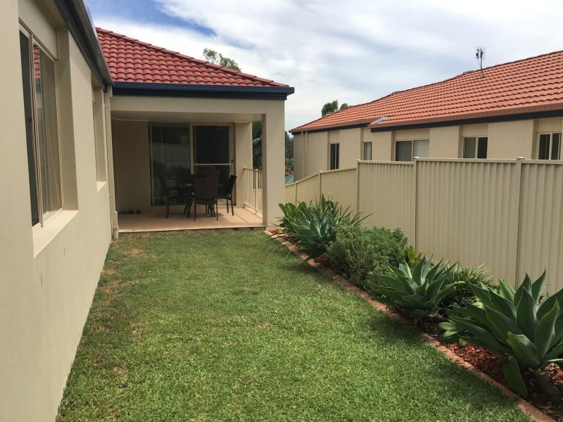 29  Respall Way, Arundel QLD 4214